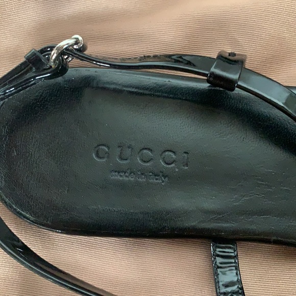 Gucci Thong Sandals - Picture 3 of 3